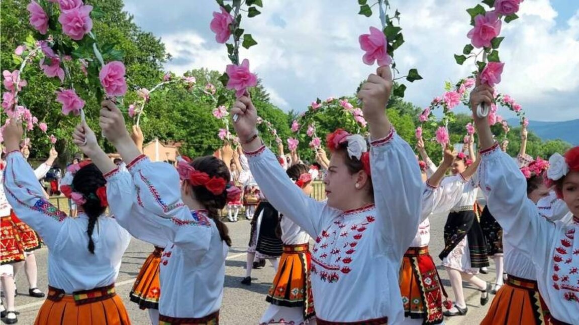 Празникът на розата в Казанлък ще е сцена на детски вълшебства и усмивки
