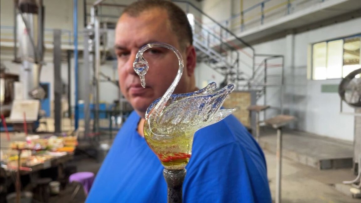 Beloslav where glass is born: The tradition, the museum and the living art