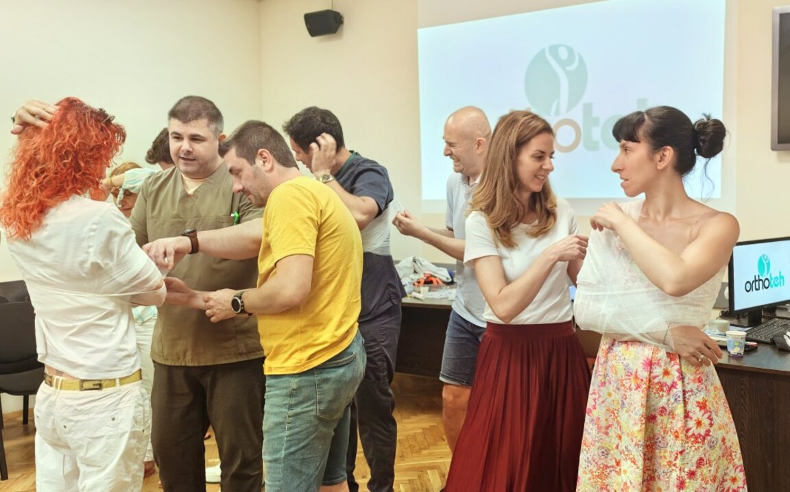 Есенна академия за родители в "Пирогов"