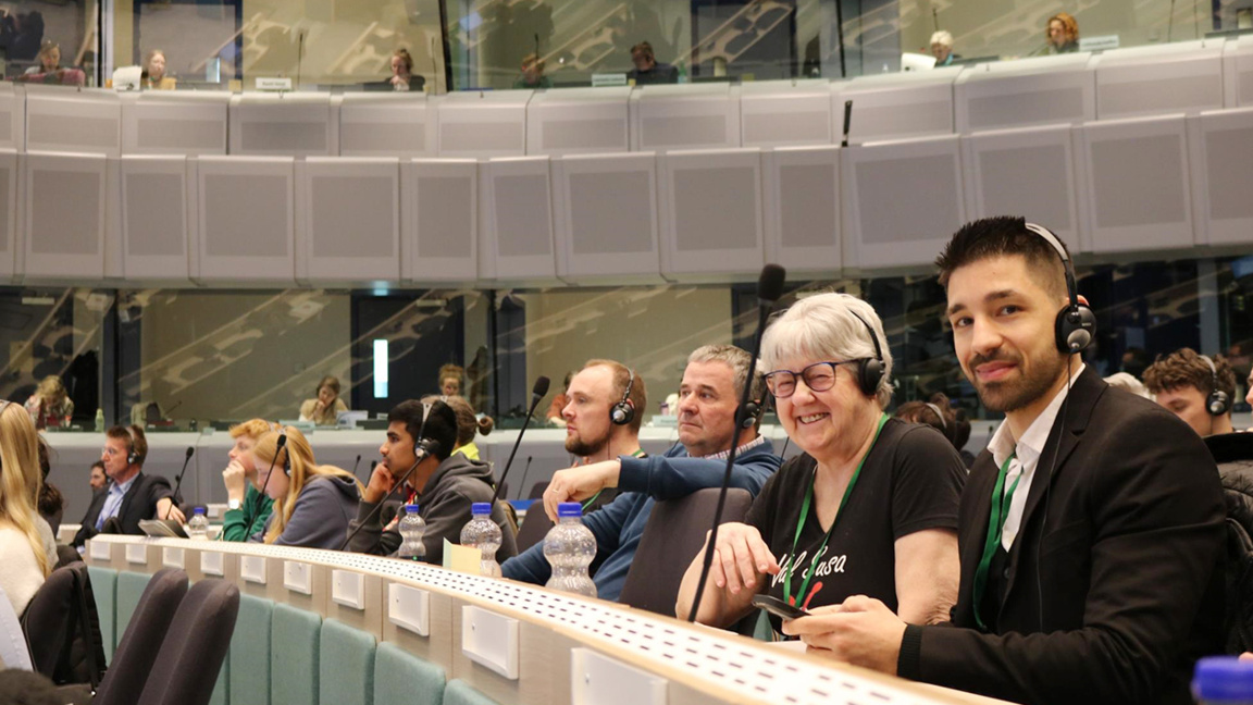 Búlgaros participan en un debate civil de la UE en Bruselas 