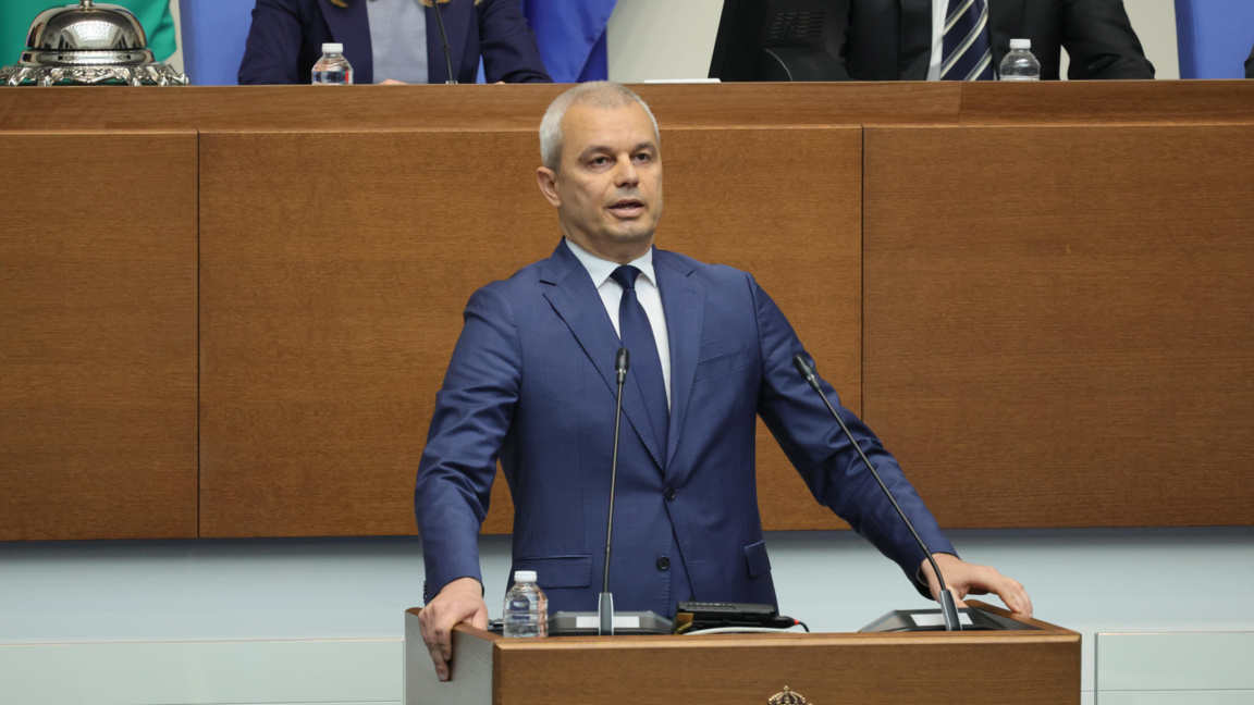 Костадинов: "Възраждане" няма да подкрепи правителството