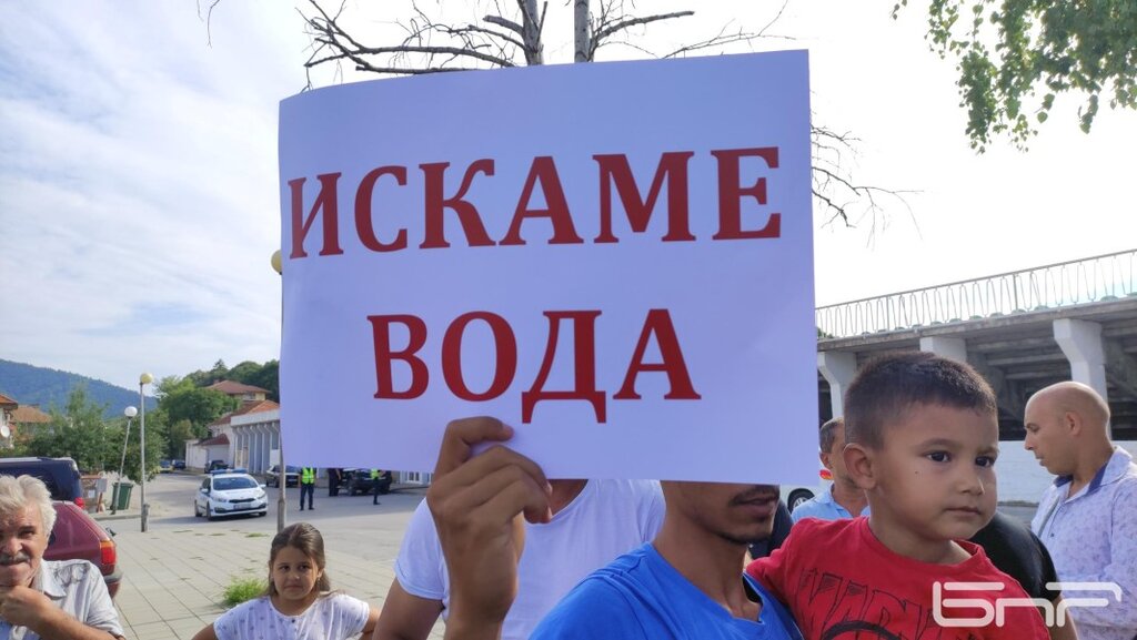 Експерти за безводието: Конюнктурно, неефективно, безконтролно управление на водите