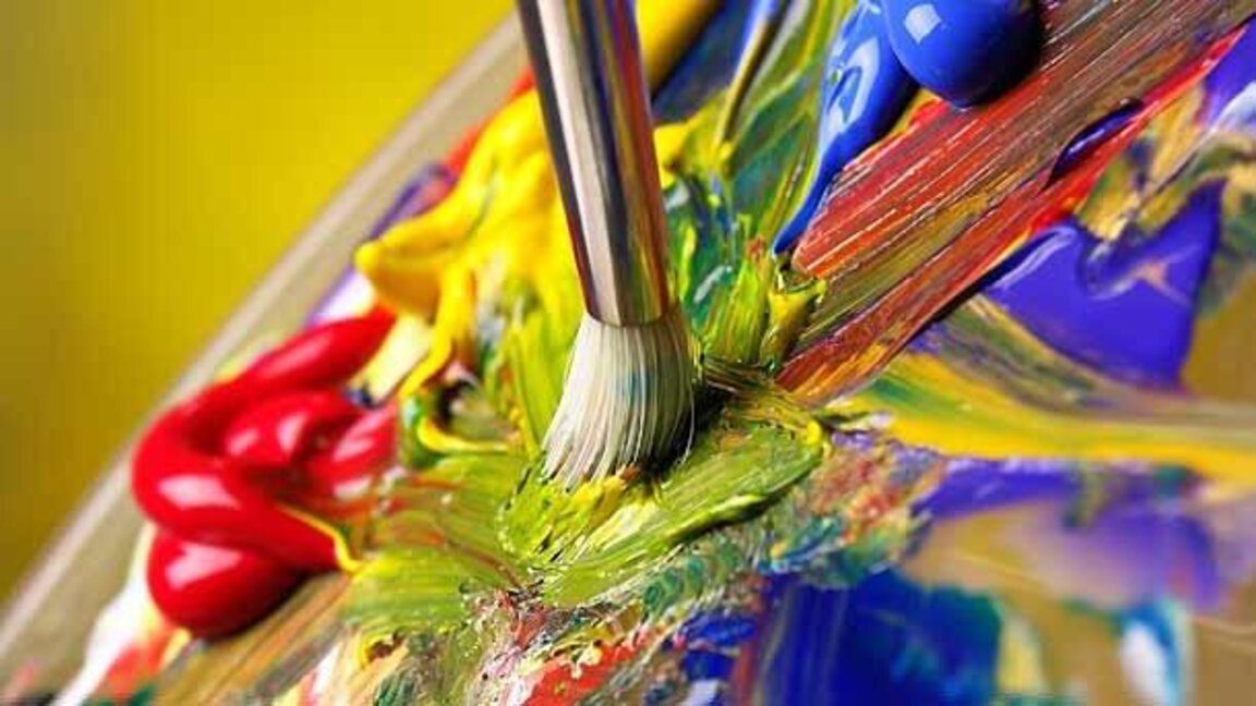 Константина Радева с дебютна изложба