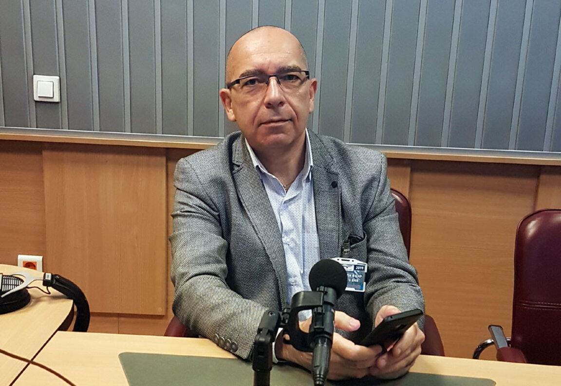Д-р Стефан Константинов