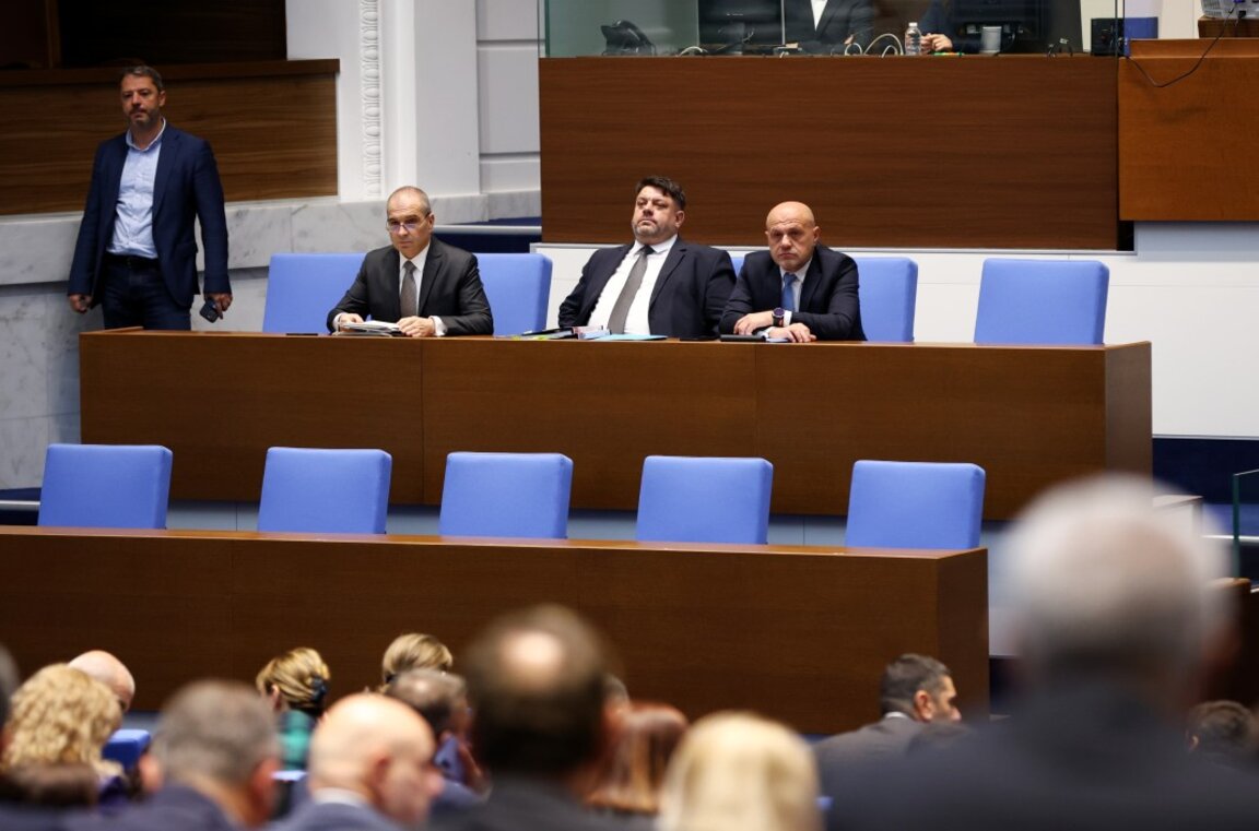 Редовно заседание на Народното събрание, 14 ноември 2025 г.