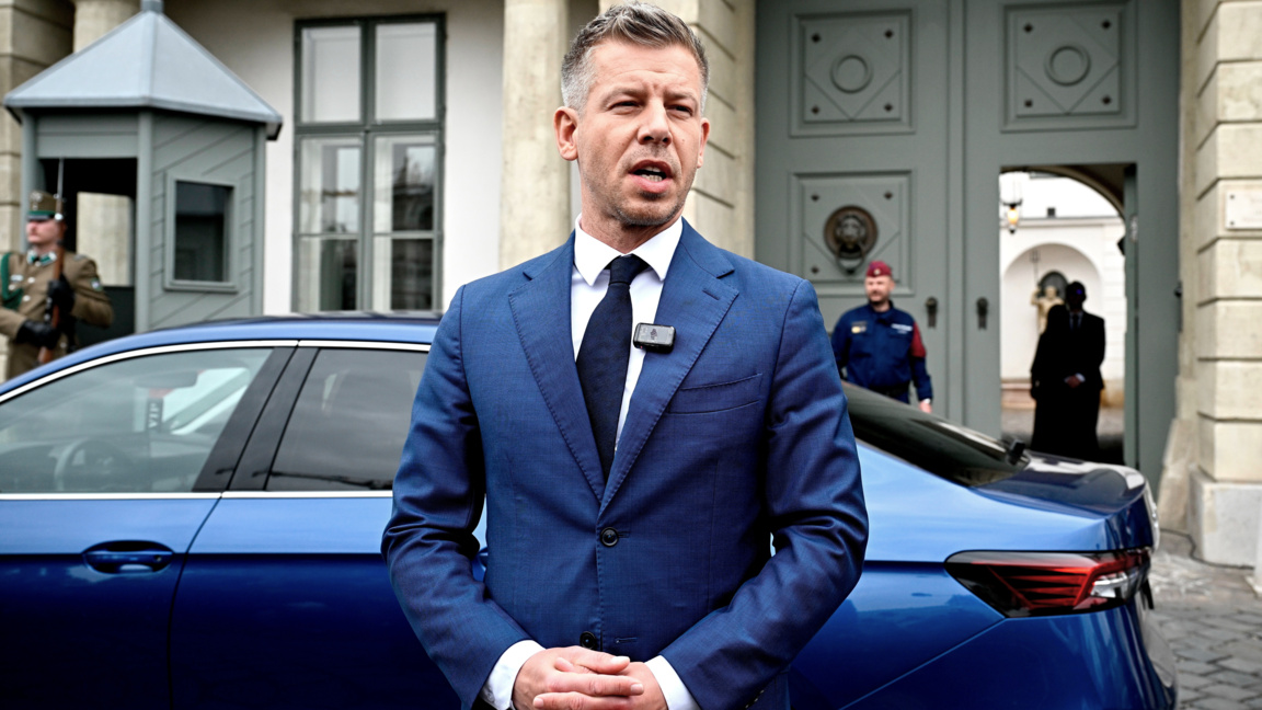 Петер Мадяр