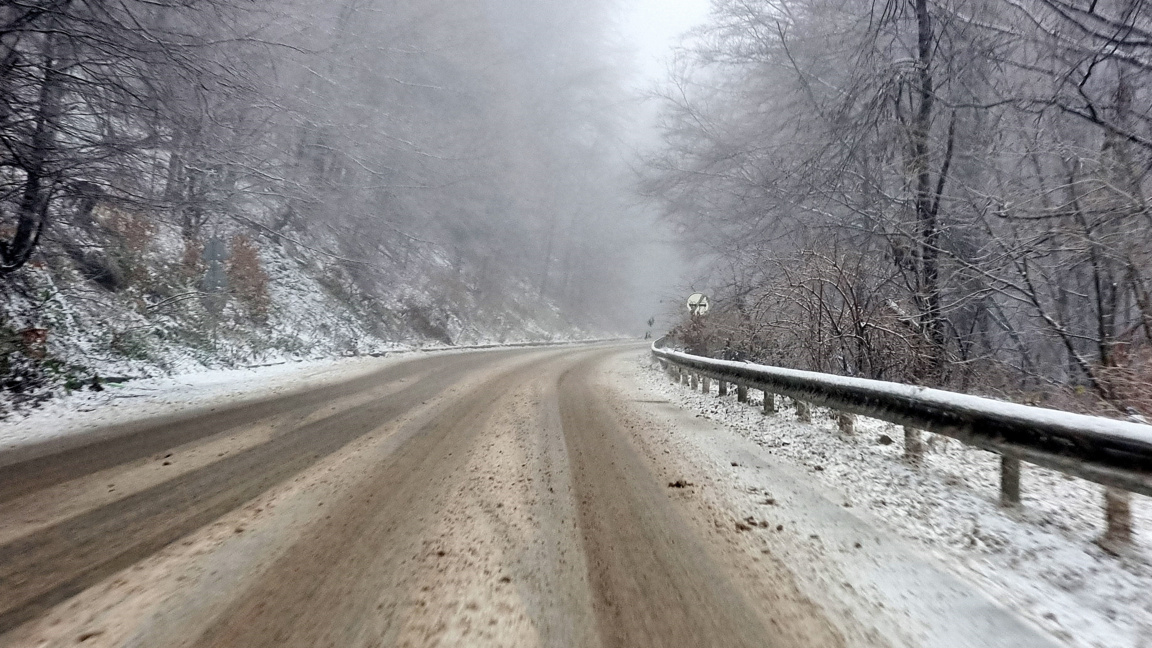 Три села в община Георги Дамяново са без ток заради авария