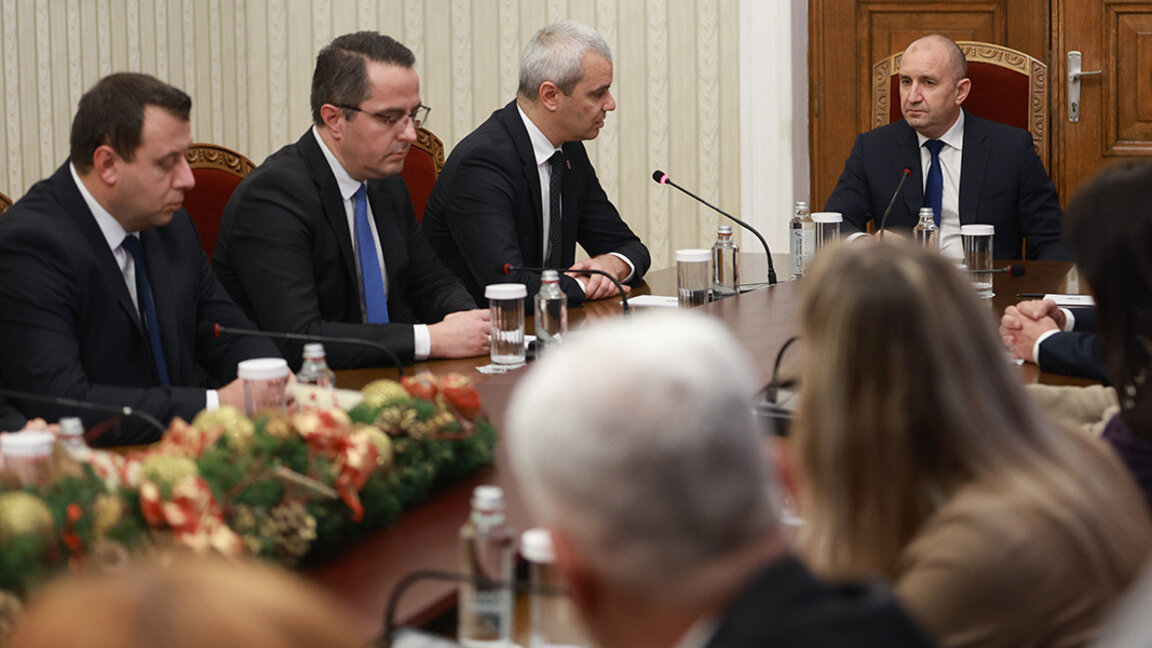 “Vëzrazhdane” i kërkoi presidentit mandatin e tretë për formimin e qeverisë