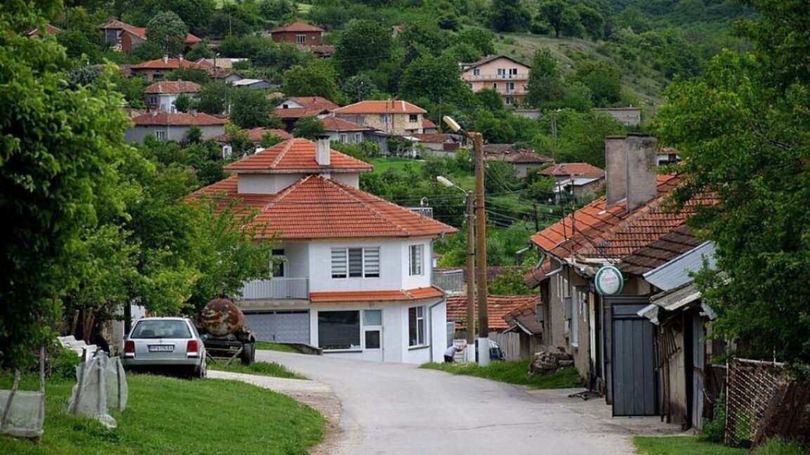 Çalışkan ve misafirperver insanların yaşadığı Nedoklan köyü