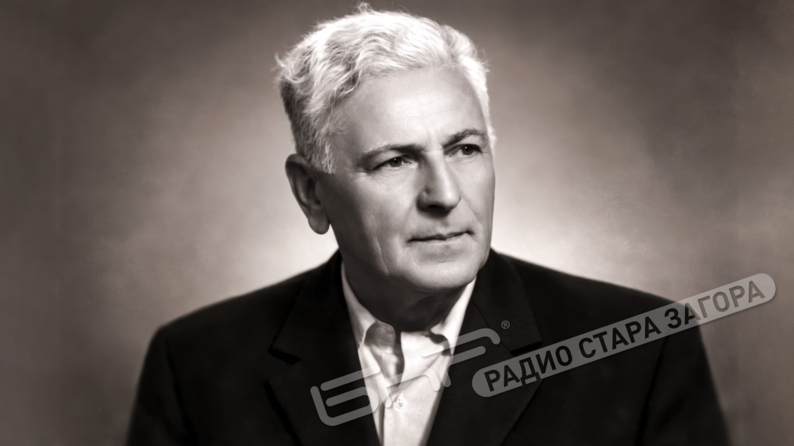 Иван Хаджихристов: Но ние се радвахме, че Радио Стара Загора вече действува. 