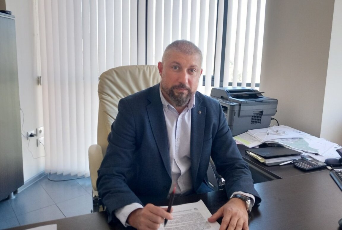 Васил Узунов