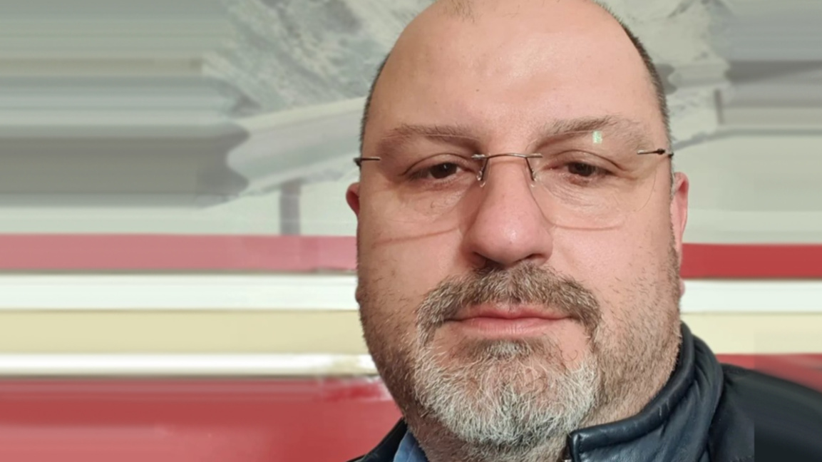 Изселниците посрещат новите партии с недоверие