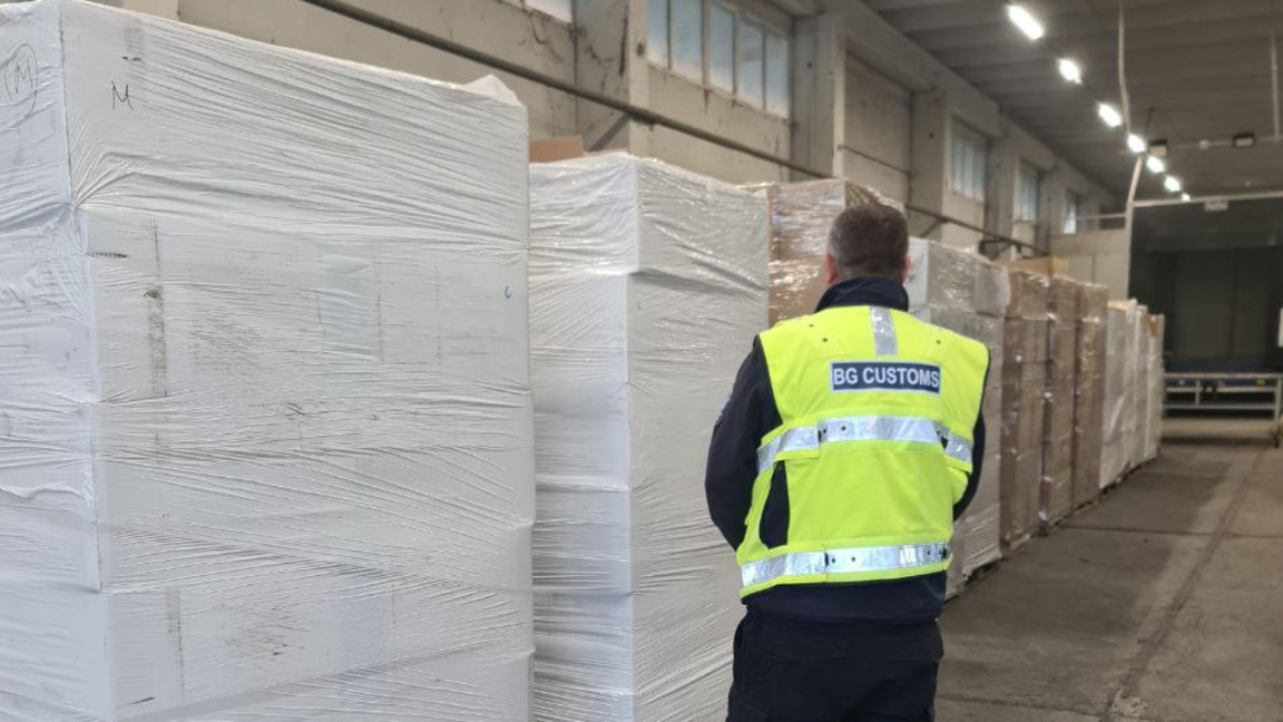 4 млн. къса контрабандни цигари задържаха на Кулата