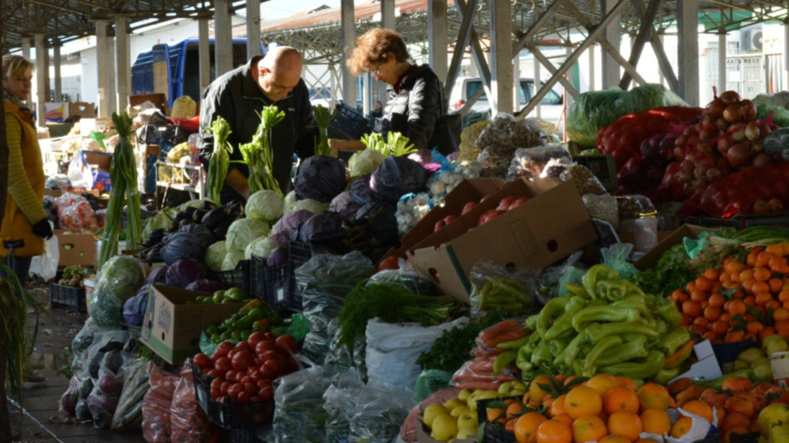 Повишение в цените на повечето основни храни, плодове и зеленчуци