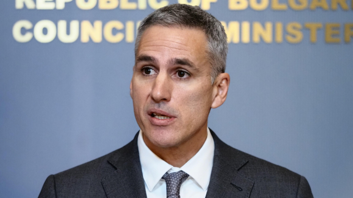 Premier ministre intérimaire Andrey Gurov