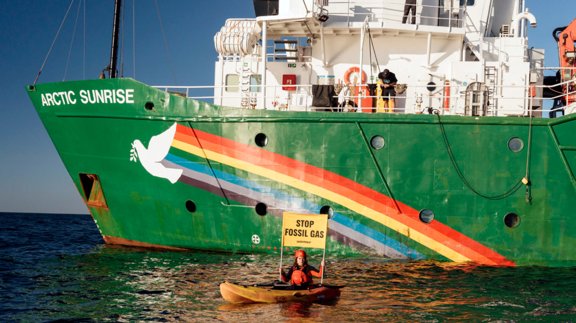 Greenpeace icebreaker docks in Varna and opens its doors to visitors