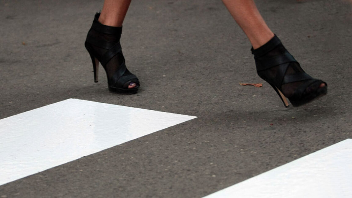 Наднорменото тегло и високите токчета основни фактори за заболявания на ходилата