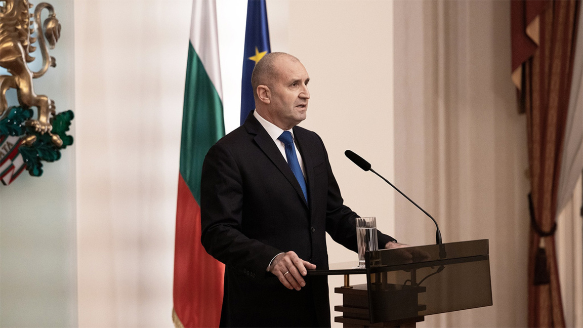 Rumen Radev largohet nga institucioni presidencial të premten