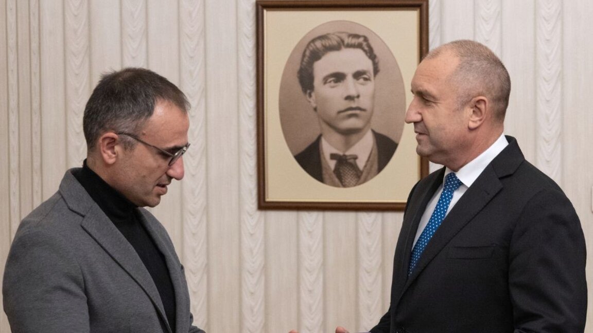 Roumen Radev a reçu une bougie à l'occasion de Hanouka...