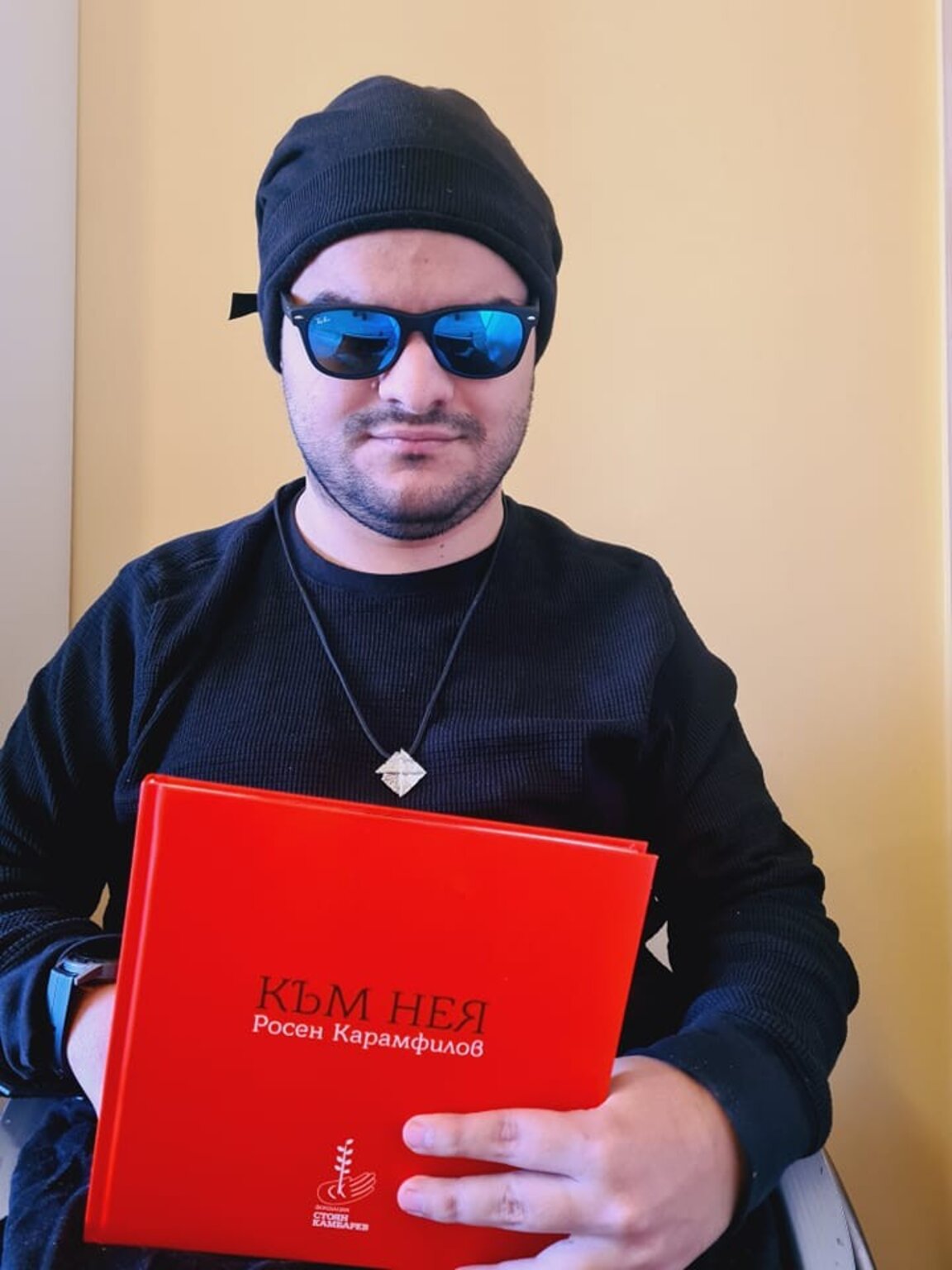 Росен Карамфилов с първа самостоятелна изложба