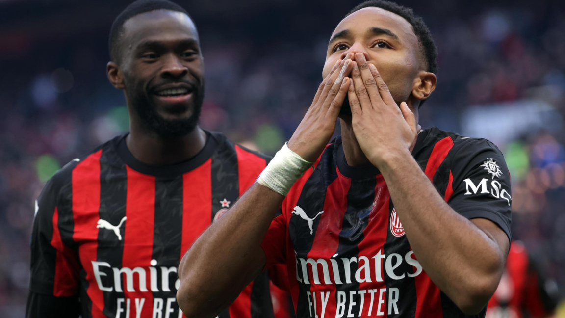 Милан излезе начело в Италия след победа над Верона