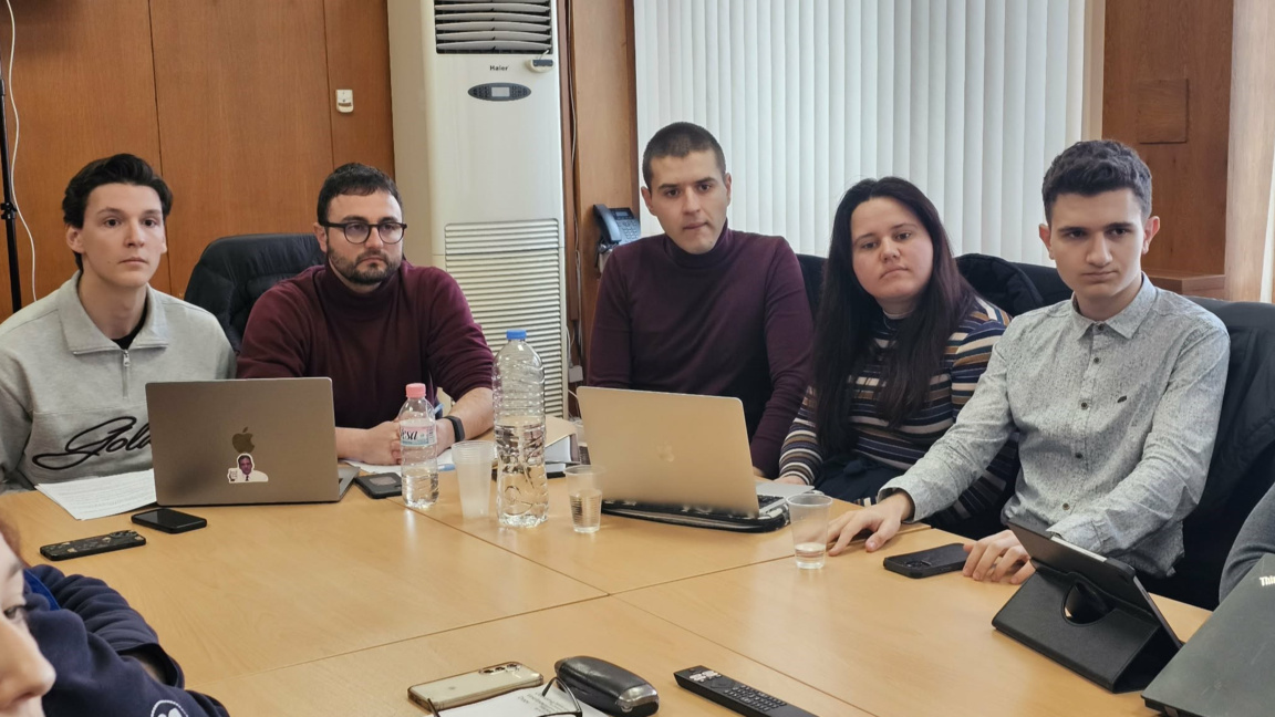 Младежи и администрация в спор за финансирането на проекти