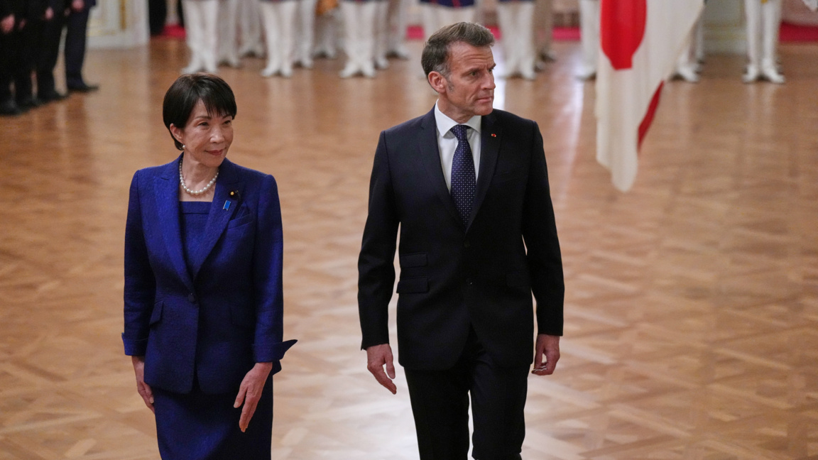 Санае Такаичи и Еманюел Макрон в Токио, 1 април 2026 г.