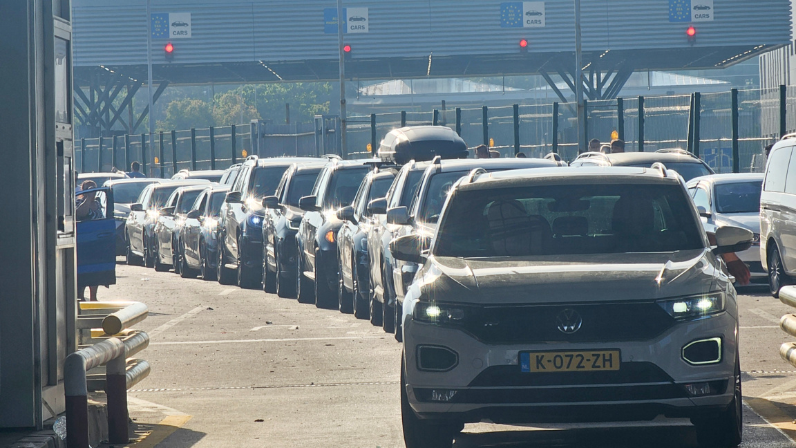 Heavy traffic at the Kapitan Andreevo border crossing