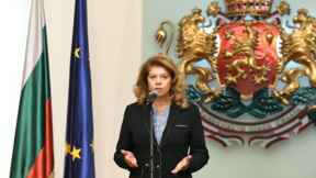 Лицата зад кандидатите: Пътят към президентството на Илияна Йотова