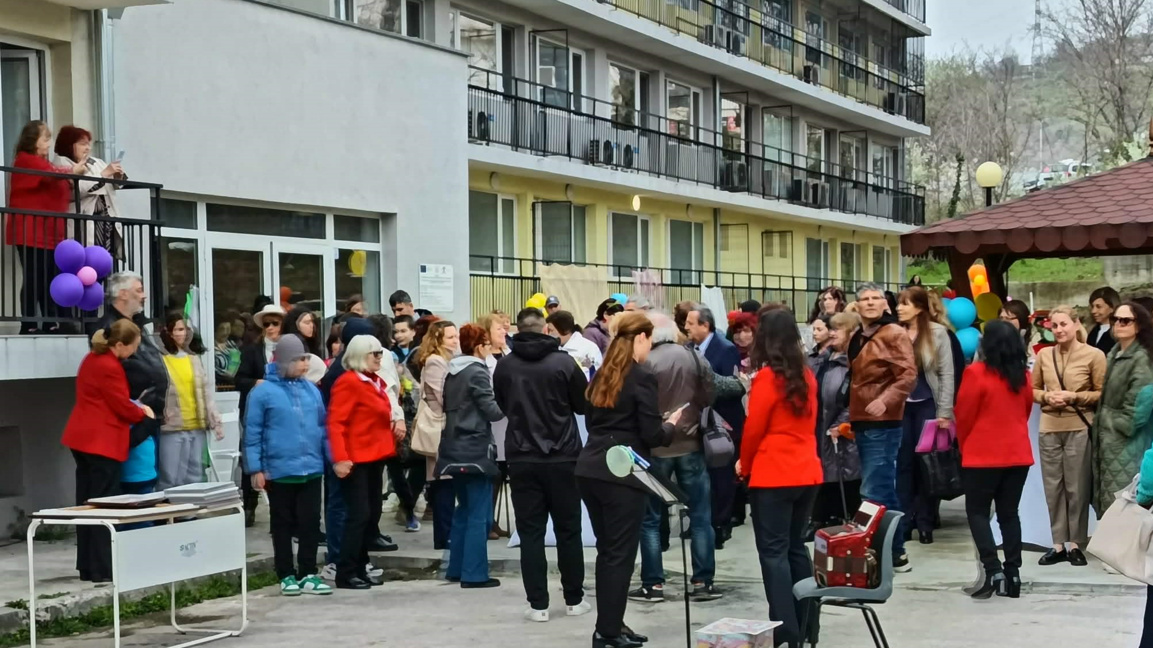 Във Варна откриха нов дневен център в подкрепа на деца от аутистичния спектър