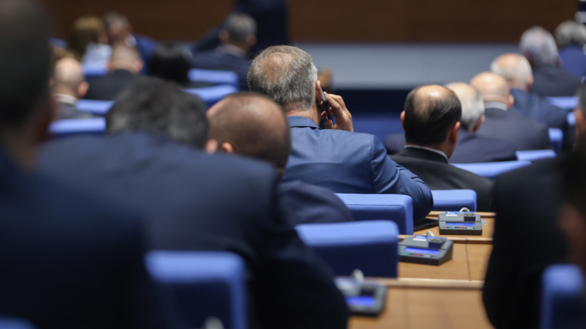 Υπάλληλος τιμιότητας στις κρατικές εταιρίες