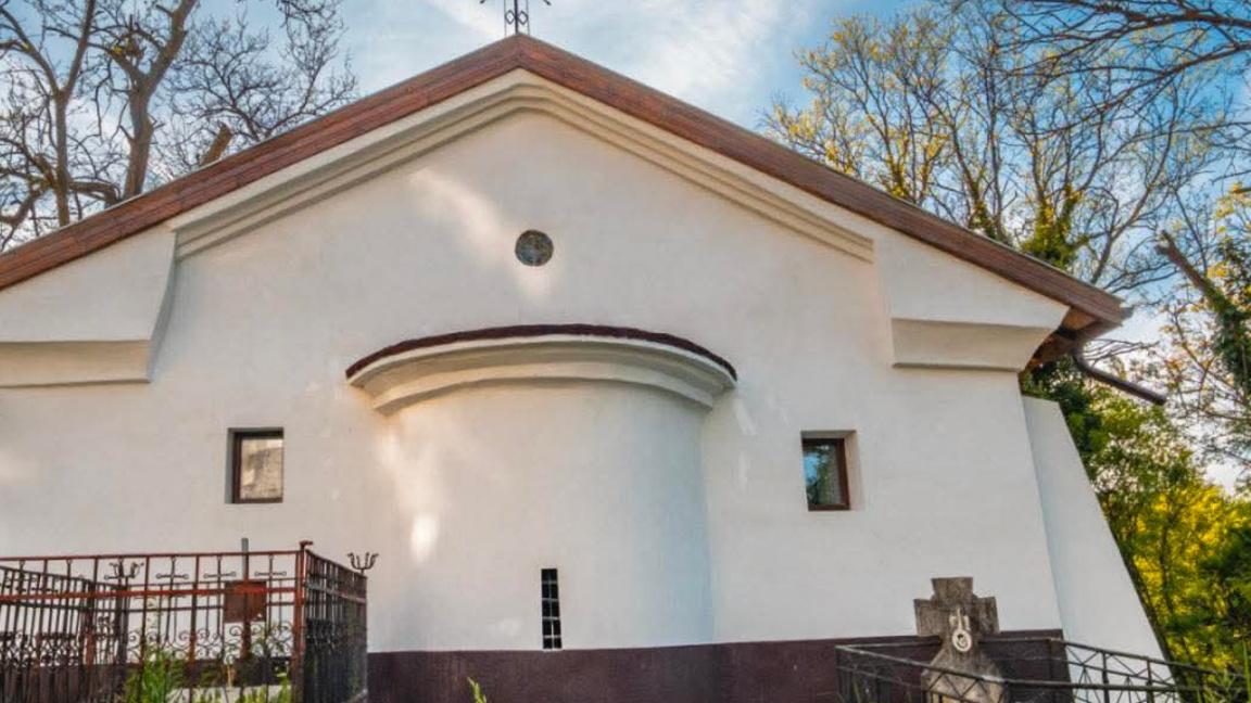 Реновираха храма в Чирен за близо 50 хиляди евро