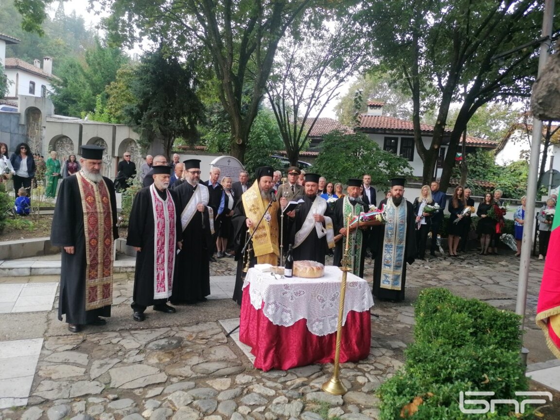 112 години свободен Благоевград