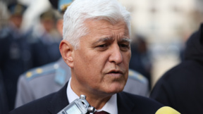 Министърът на отбраната ще наблюдава военно учение