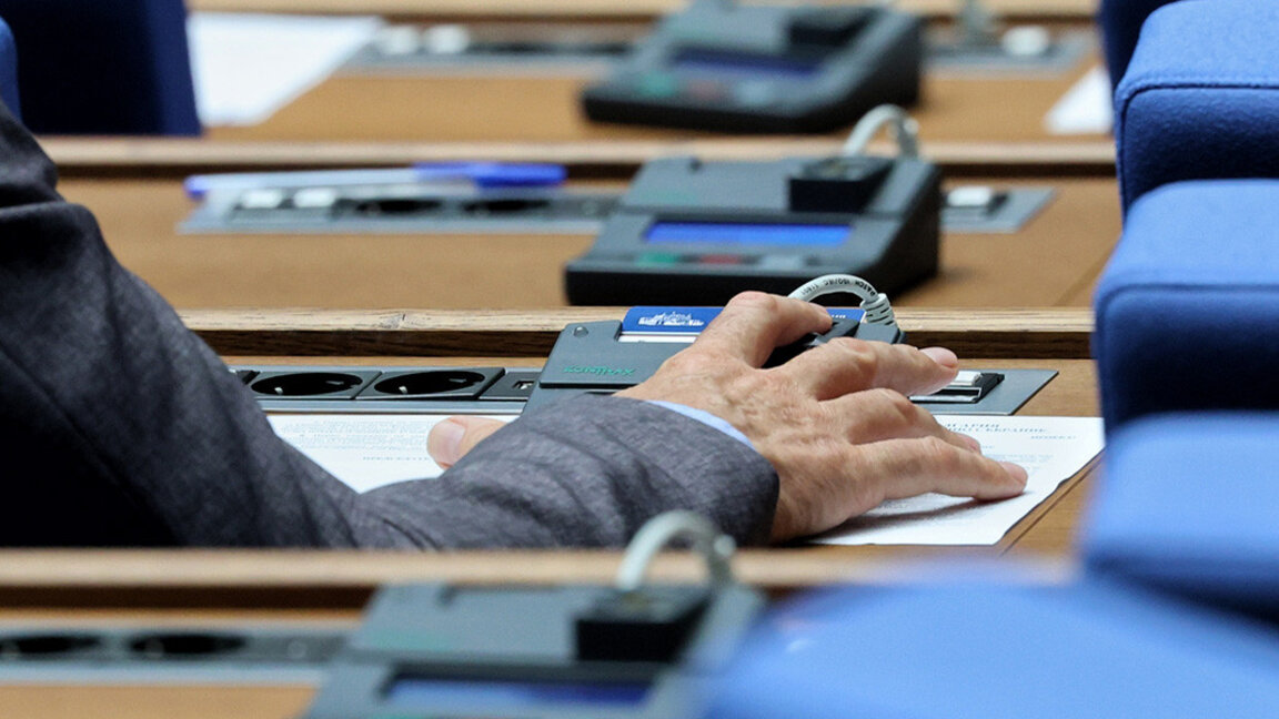 Parliament approves new measures and penalties against road traffic offenders