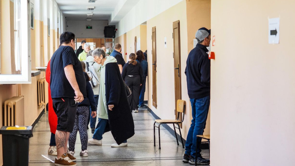 Today Bulgarians vote and tomorrow we wait for “them to come to an agreement”