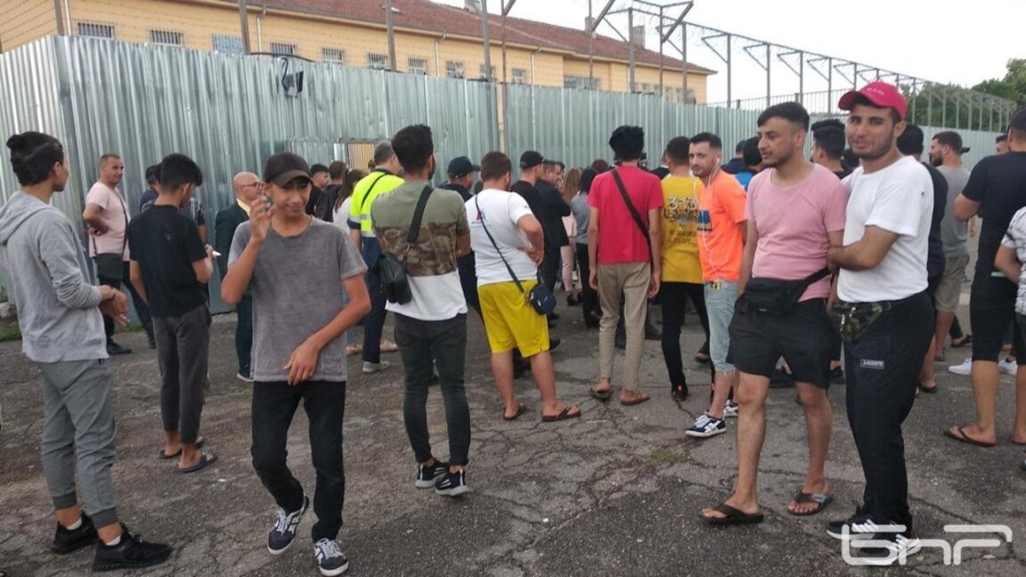 Мария Теохарова: На 5 места ще обучаваме 1300 бежанци на български