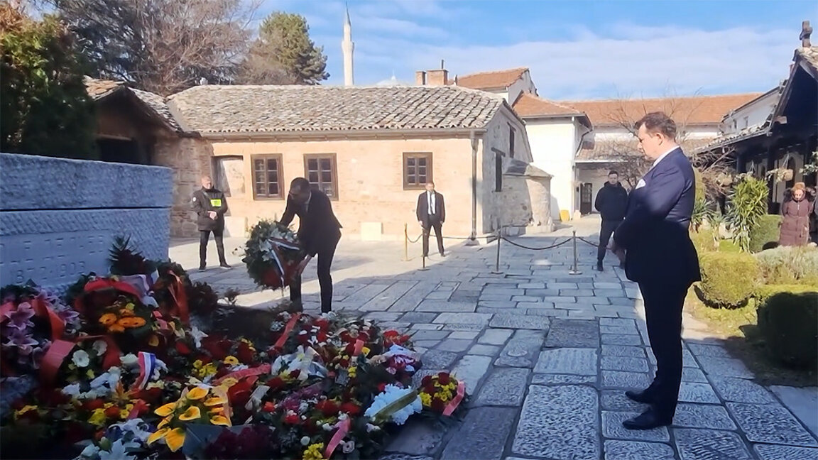 L'ambassadeur bulgare à Skopje: "Nous sommes séparés par ce qui devrait nous unir"