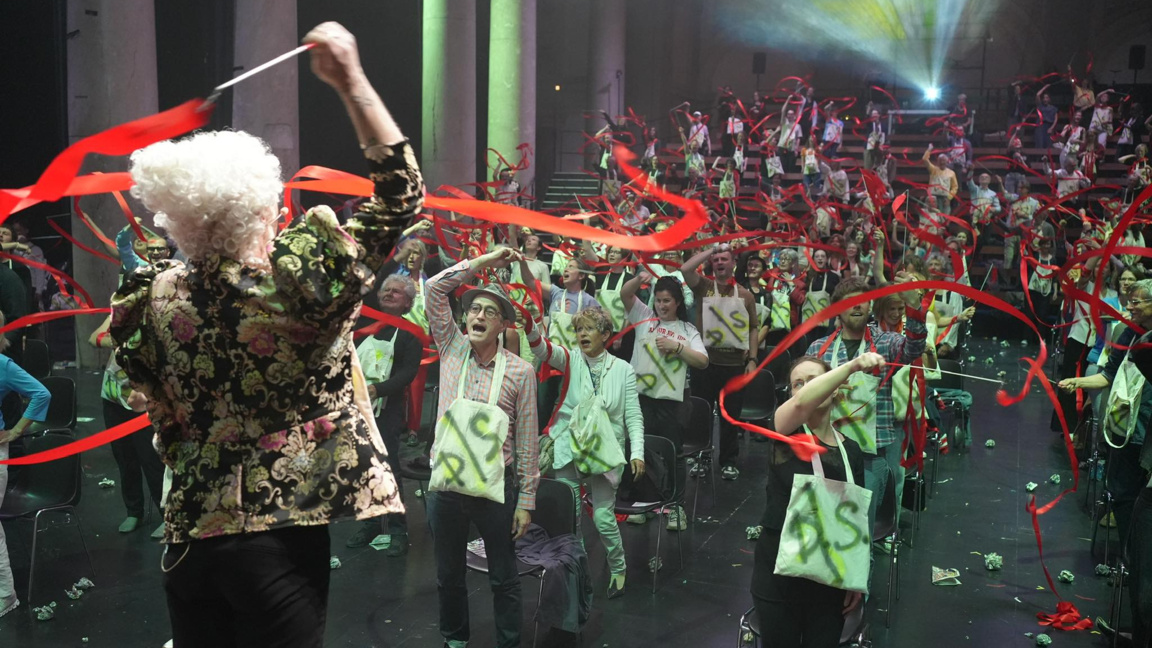 Иво Димчев играе лековито и лековато с Йохан Щраус и публиката