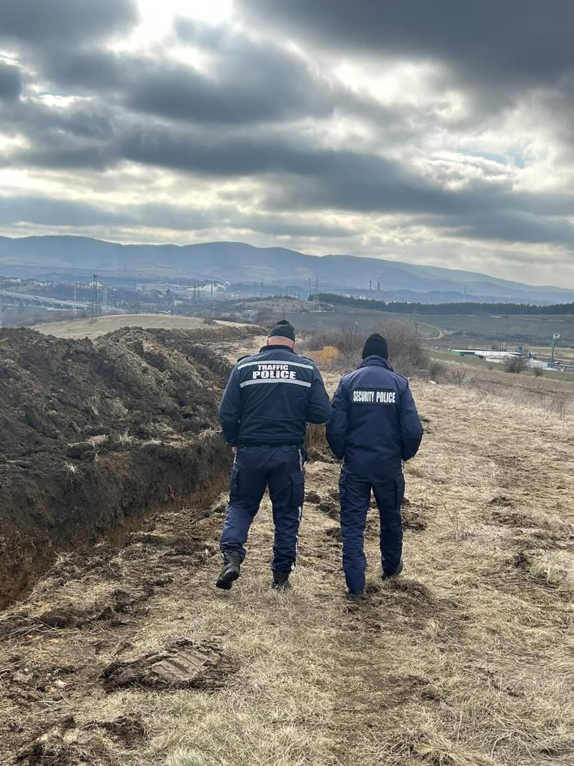 Спряха водопровод към бензиностанция край Драгичево