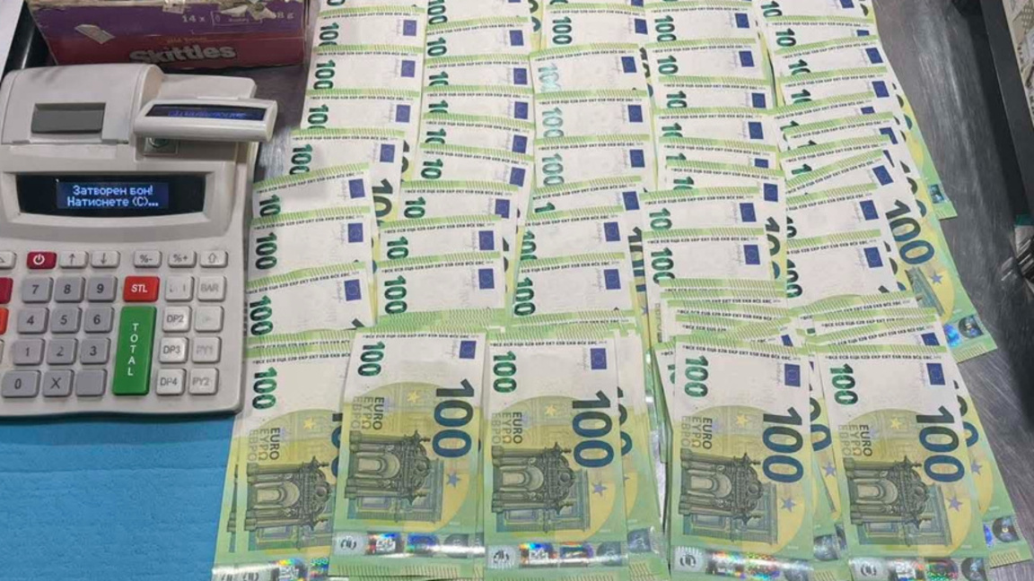 Двама обвинени за купуване на гласове в Бургаско