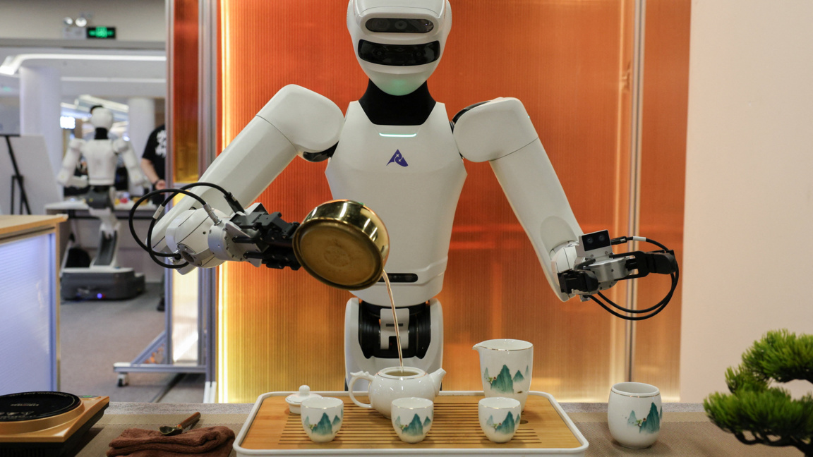 Възходът на роботите: близо ли е физическото проявление на ИИ