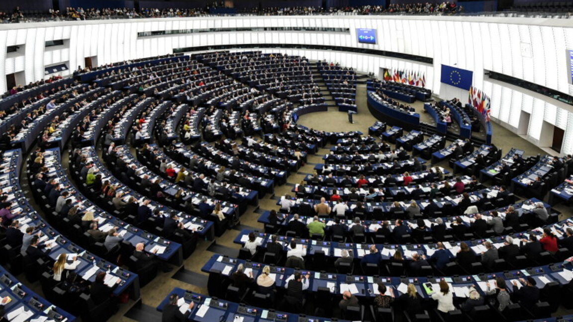 Europäisches Parlament bestätigt die neue Europäische Kommission