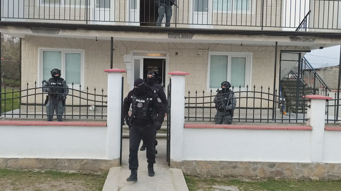40 са задържаните при акцията във Варненска област днес
