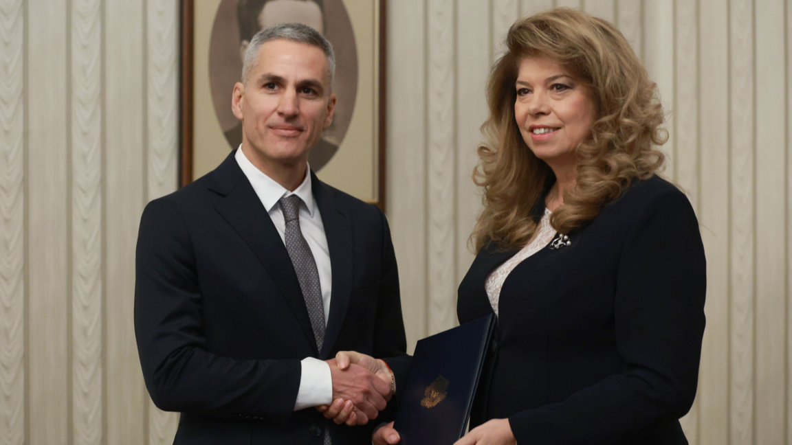 El candidato a primer ministro en funciones propondrá hoy un nuevo gabinete