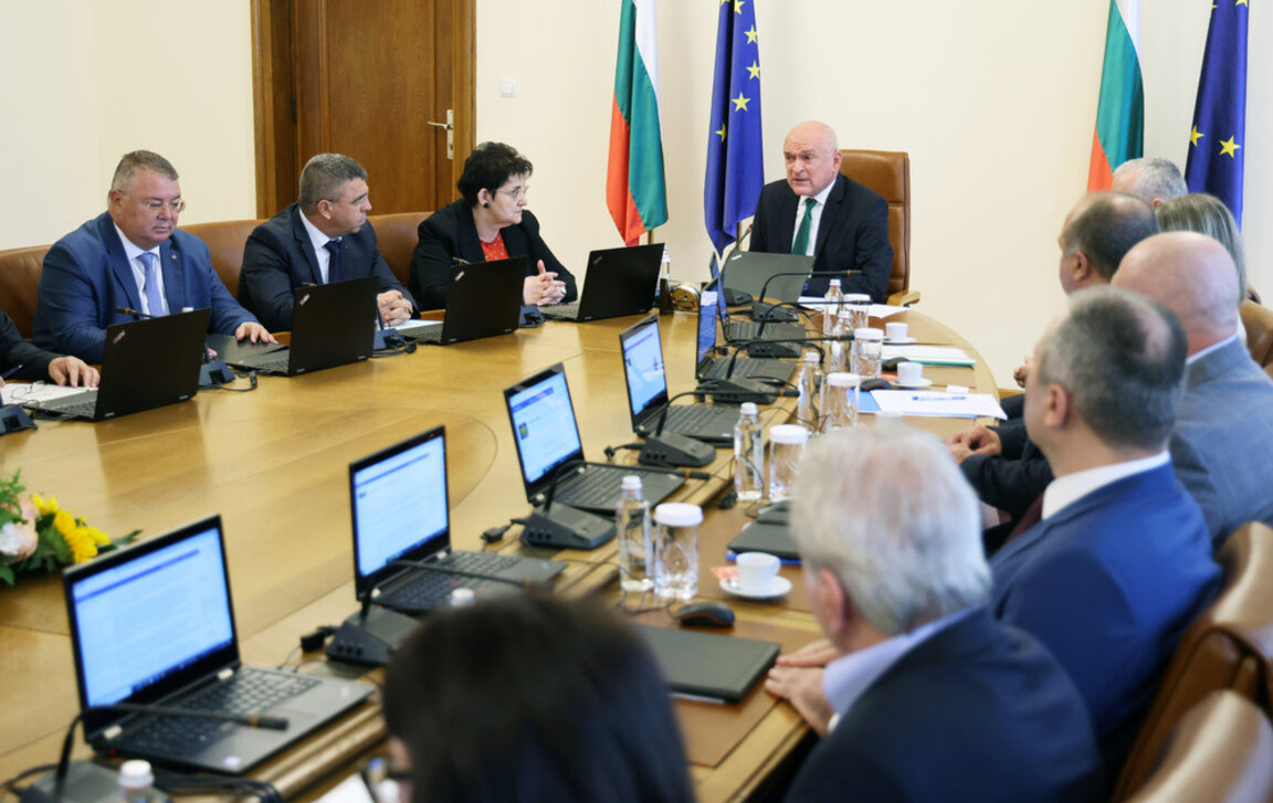 The caretaker government will be equidistant from all parties