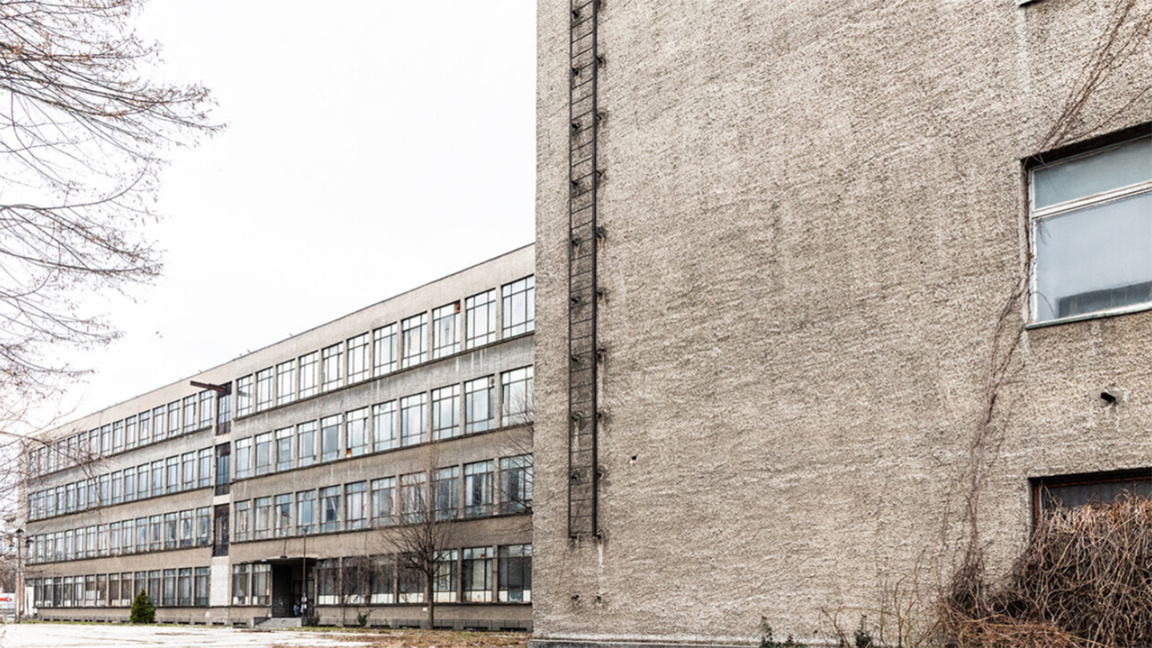 Le bâtiment de l'ancien lycée textile de Gabrovo