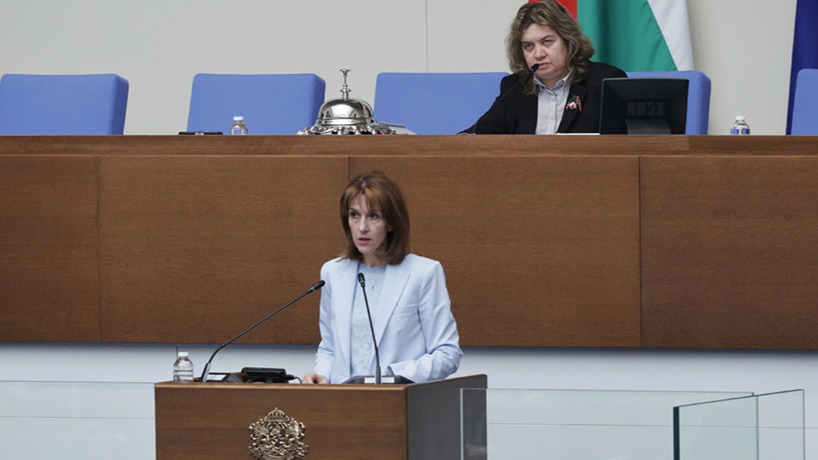 Председателят на ЦИК Камелия Нейкова