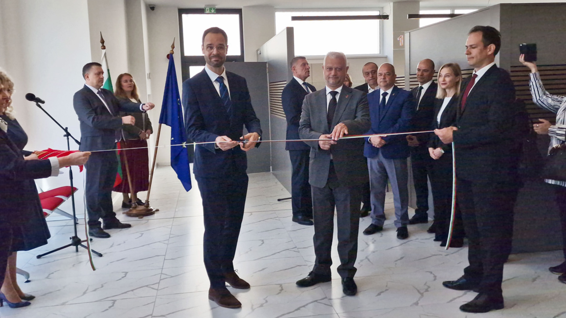 Yeni nesil Bulgar pasaportları verilmeye başlandı
