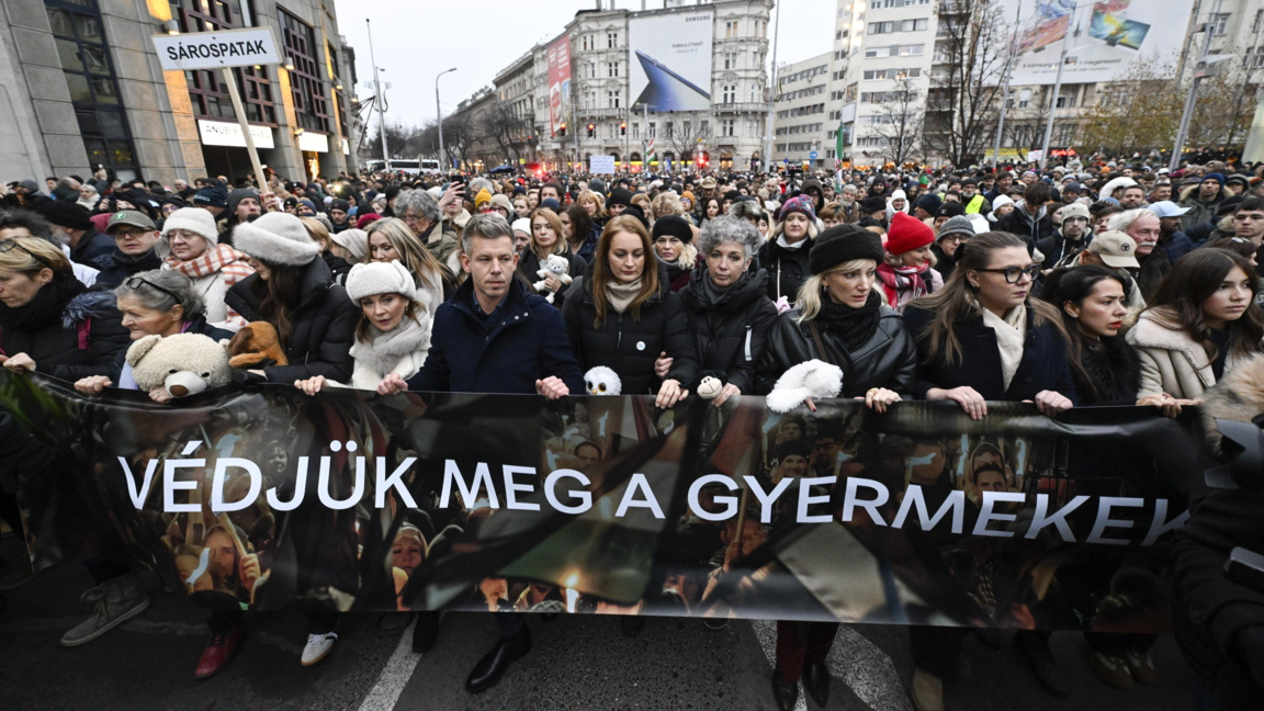 Над 50 хил. се стекоха на антиправителствена демонстрация в Будапеща
